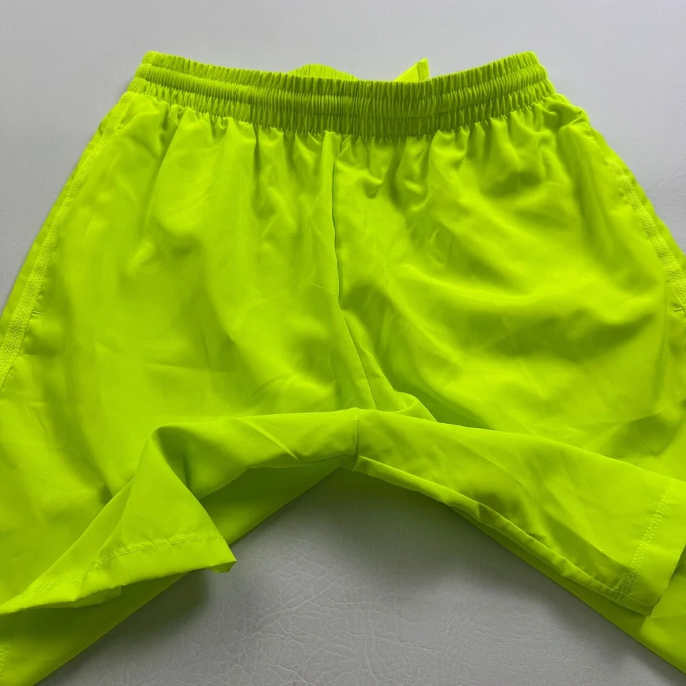 Nike Kids Dri-FIT Training Shorts Volt Neon Yellow DX5382-702 XL